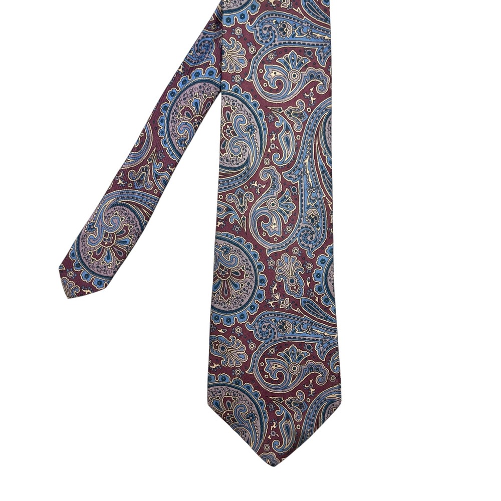 Van Heusen Burgundy Paisley Silk Necktie Mens One Size Classic Collection Italy